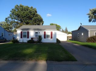 449 5th St E, Milan, IL 61264