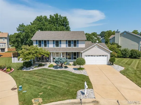 88 James River Ct, Saint Charles, MO 63304