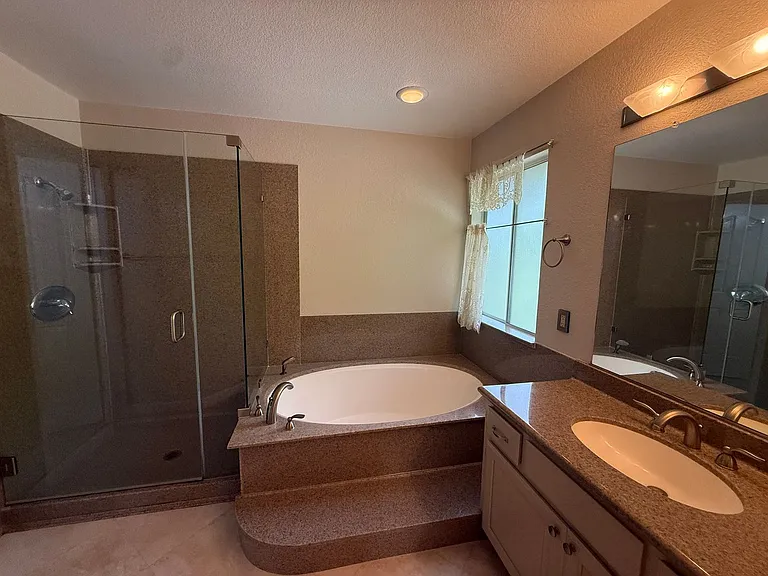 2853 Saint Andrews Rd — Photo 12