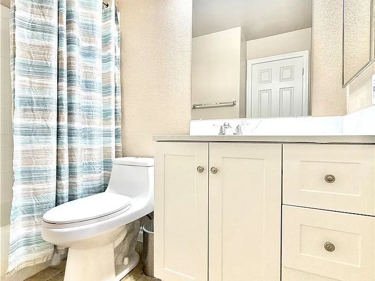 10087 Yellow Canary Ave — Photo 35
