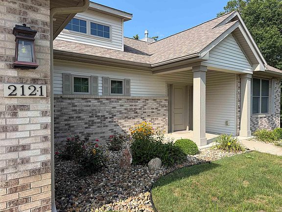 2nd image of 2121 Woodland Estates Dr