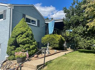 535 Country Club Rd, Washington, PA 15301