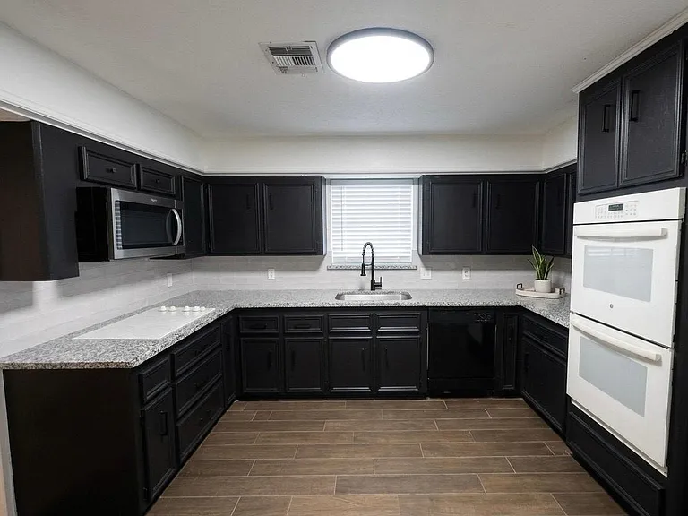 5910 Bent Tree Ct — Photo 5