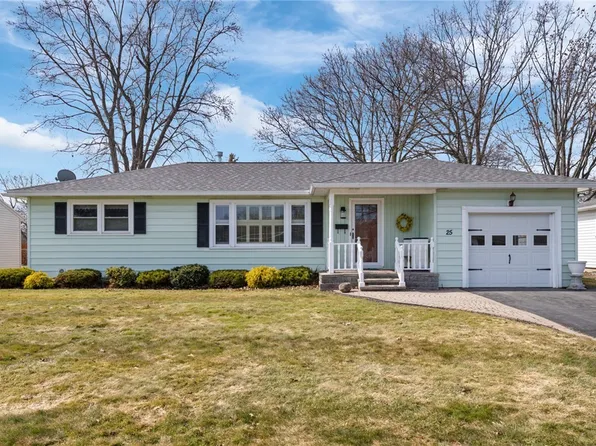 25 Breton Rd, Rochester, NY 14622