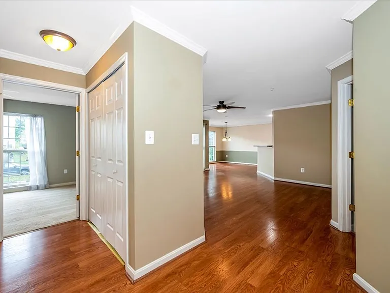 2501 Hemingway Dr #2A — Photo 3