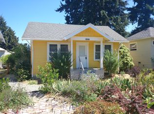 7114 32nd Ave SW, Seattle, WA 98126