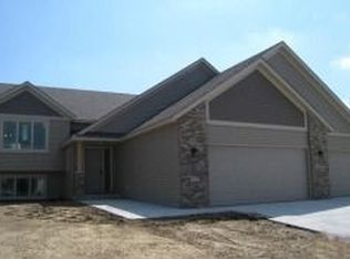 3670 David Ln SW, Rochester, MN 55902