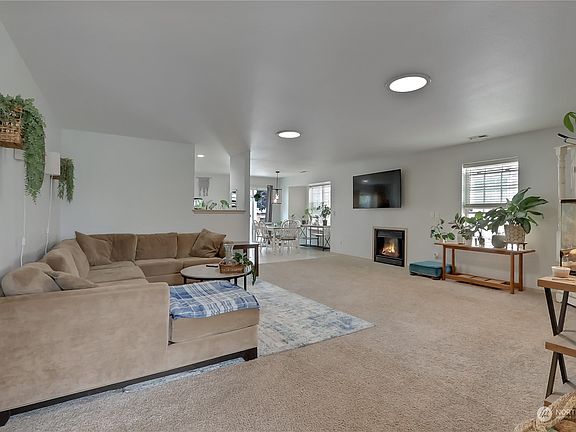 5th image of 17220 84th Avenue Ct E
