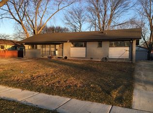 130 Kingman Ln, Hoffman Estates, IL 60169