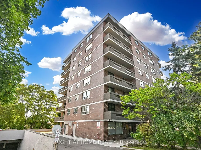 7451 Yonge St E #704 — Photo 2