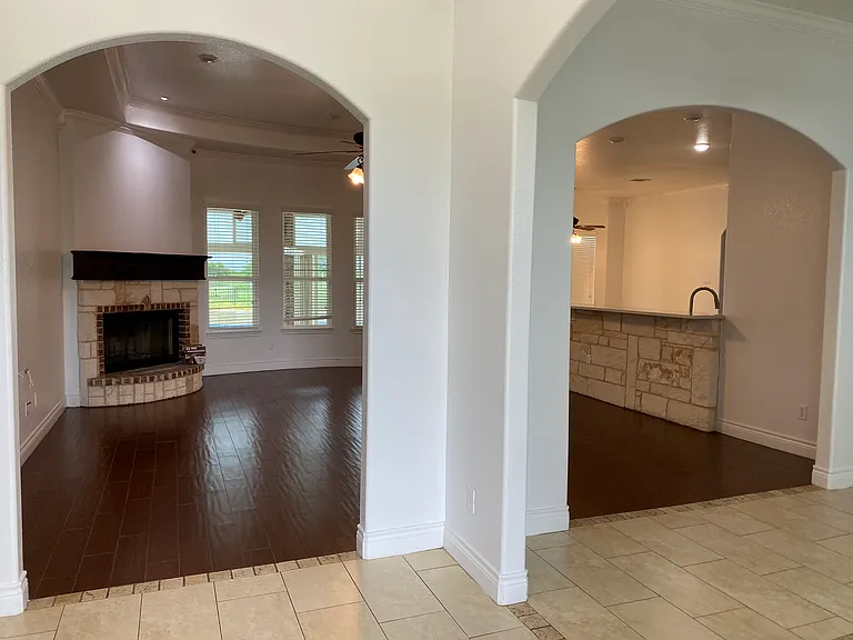 1192 Seaborn Rd — Photo 7