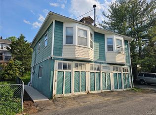 1219 Moravia St, Fountain Hill, PA
