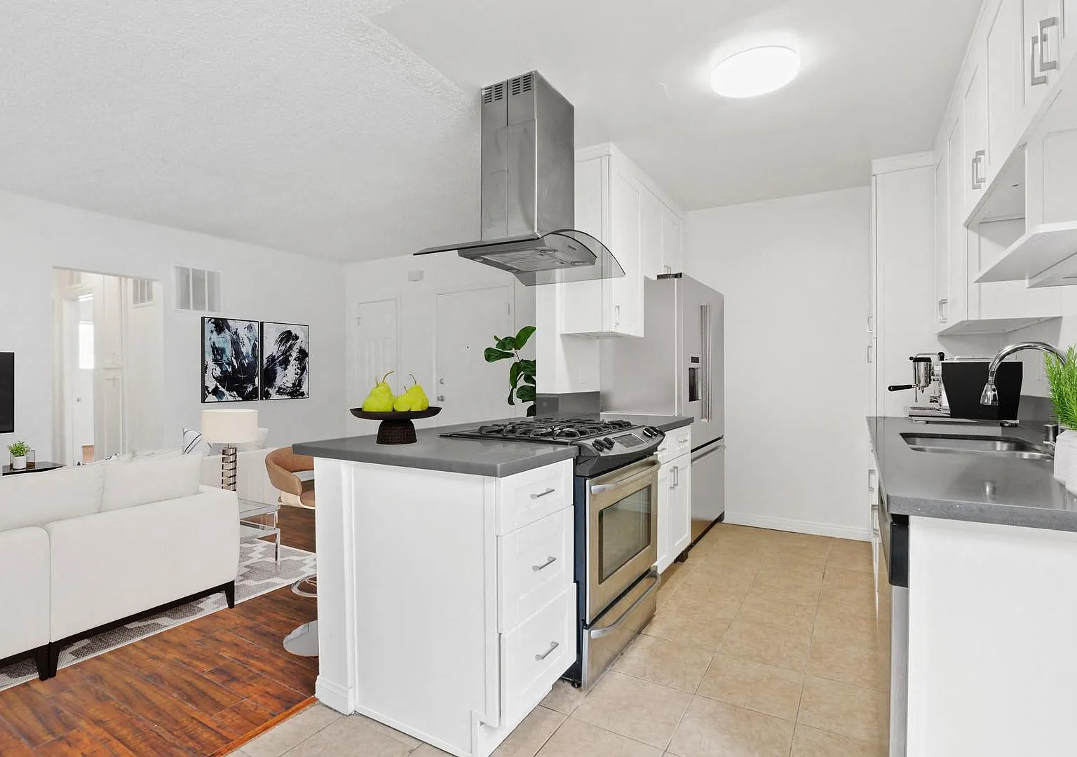 Gale Apartments — Photo 2