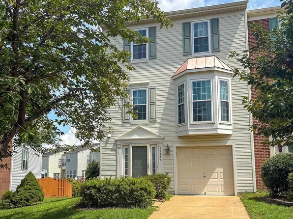 11757 Barrows Ln, Woodbridge, VA 22192