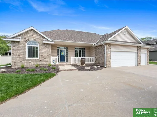 17472 O St, Omaha, NE 68135