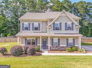 405 Benstone Dr, Calhoun, GA 30701
