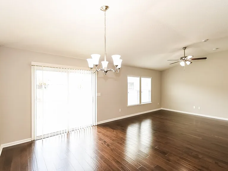 7580 Cosmo Ct — Photo 4