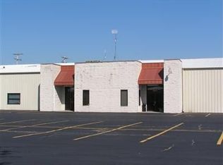 2172 N Fox Hollow Dr E, Nixa, MO 65714