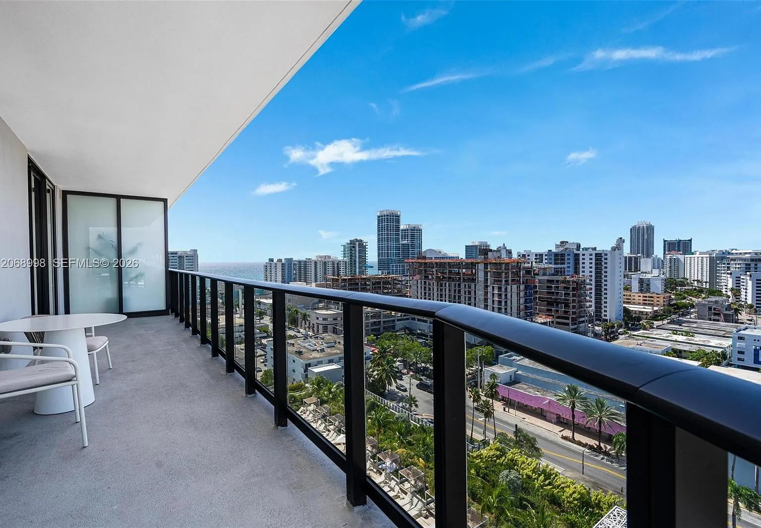 72 Park Condo — Photo 1