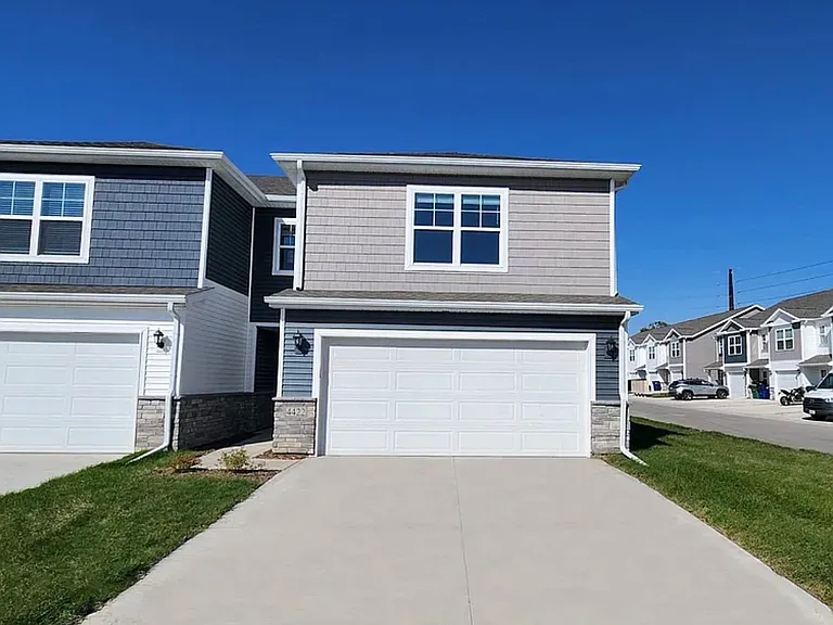 1347 NE 59th Ln — Photo 6