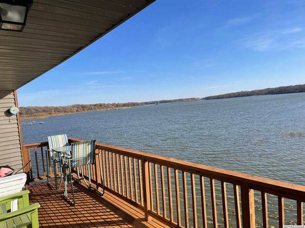 414 E Lake St APT 3, Ventura, IA 50482