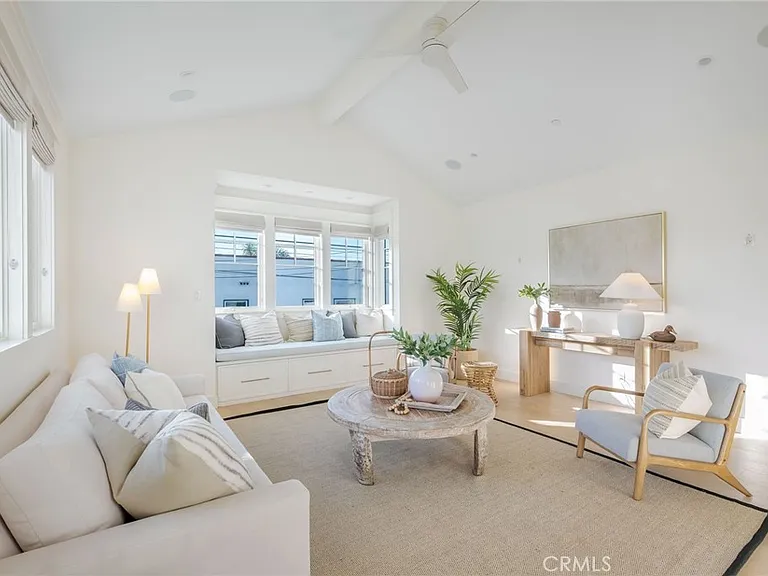 153 Granada Ave — Photo 45