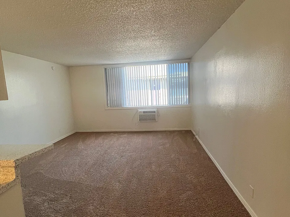 628 Sepulveda Blvd #240