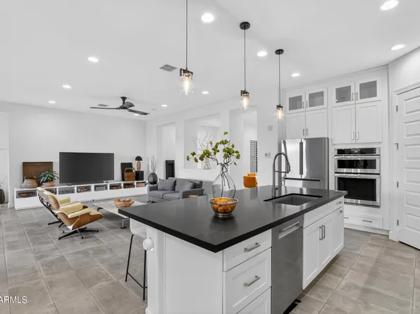 10351 E TEXAS Avenue, Mesa, AZ 85212