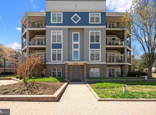 5573 Seminary Rd APT 309, Falls Church, VA 22041