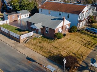 2101 Griffith St, Philadelphia, PA 19152