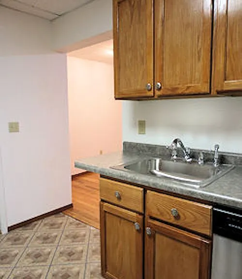 120 N Lake Ave #2 — Photo 3