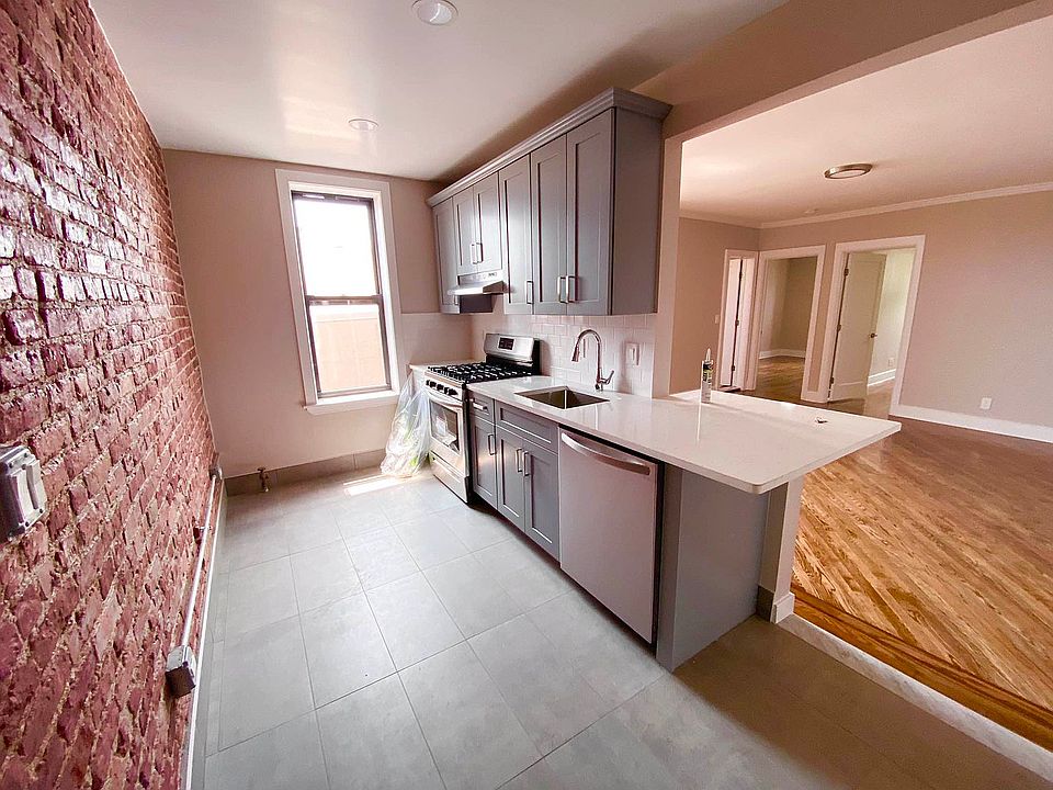1st image of 5406 Skillman Ave APT 4C