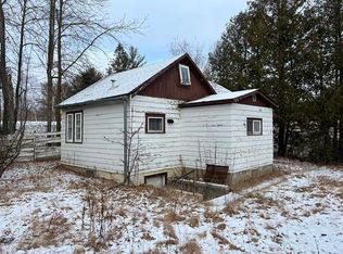 23977 Bazanis Rd, Cohasset, MN 55721