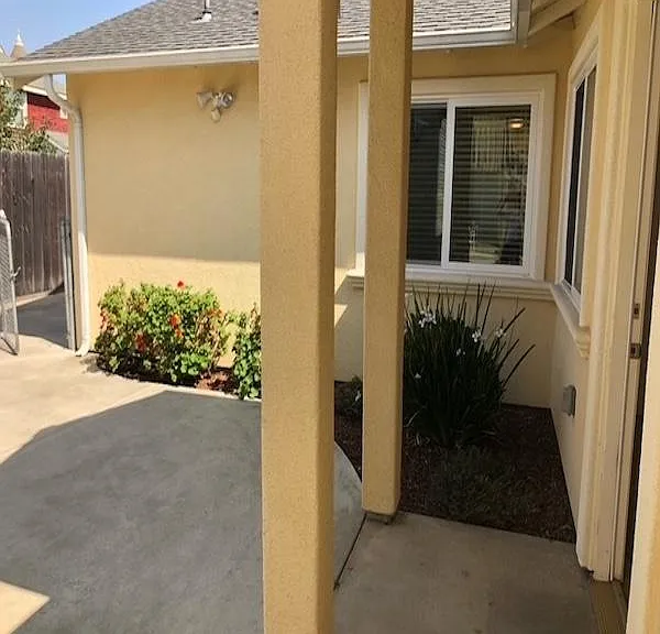 52A Tharp Ave — Photo 1