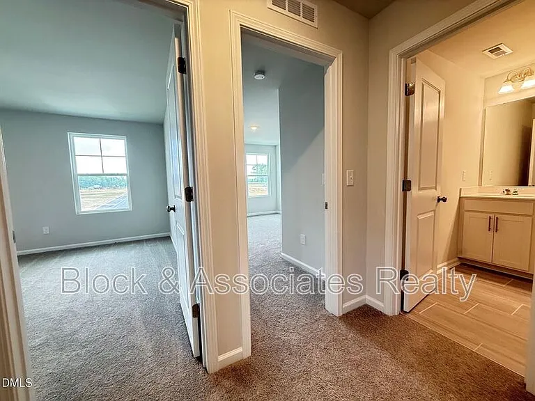 304 Marmalade Sky Ln — Photo 24