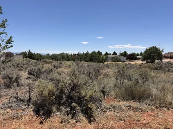 781 W Vance Dr, Kanab, UT 84741