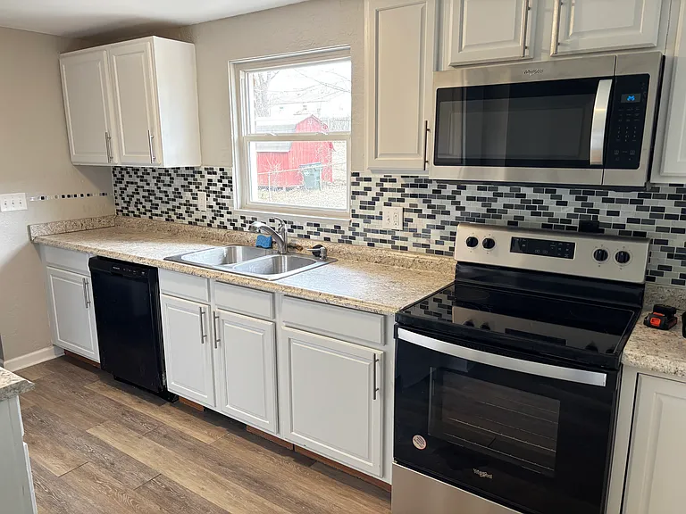 62 Chaplen Dr — Photo 10