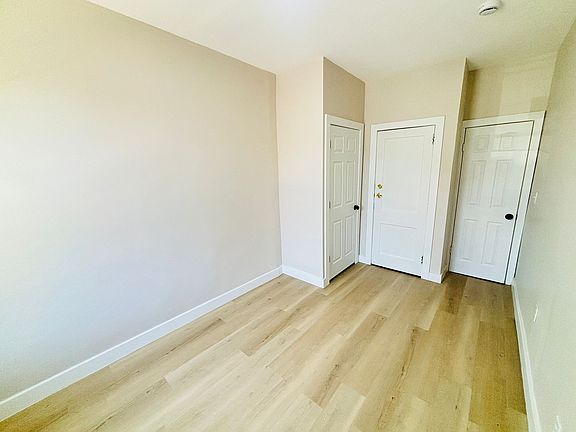4th image of 177 W 7th St #412E