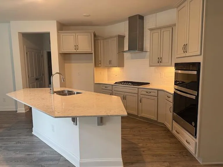 1705 Pinecliff Ct — Photo 10
