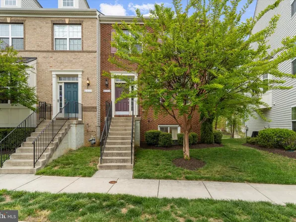 2119 Garden Grove Ln, Bowie, MD 20721