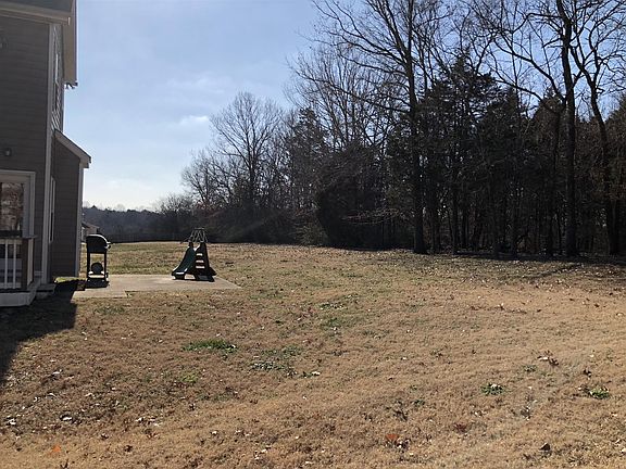 3rd image of 7465 Maggie Dr
