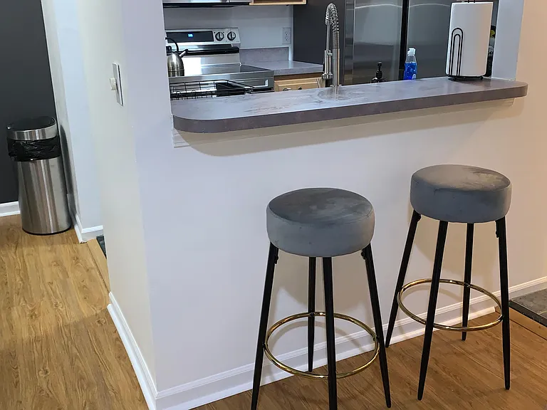 127 N Timber Dr — Photo 4