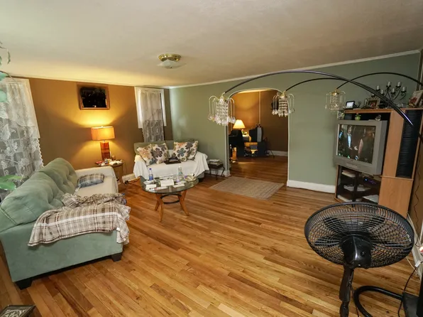 1815 Wilkins St, Knoxville, TN 37921
