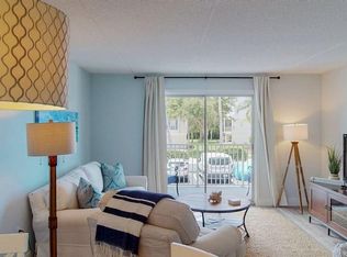 464 N Paula Dr #104, Dunedin, FL 34698