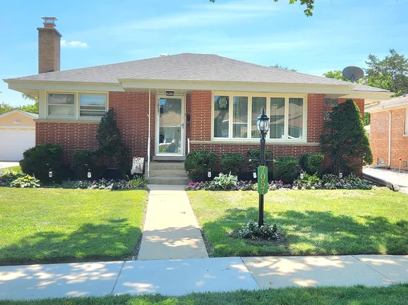 7057 W Madison St, Niles, IL 60714