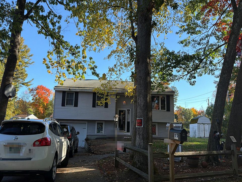 1st image of 12 Eayers Pond Rd