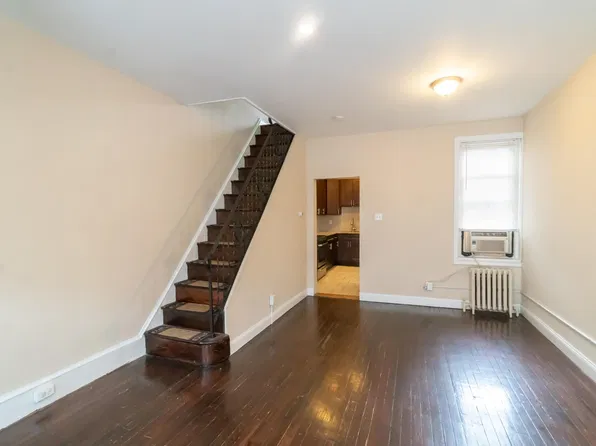 (undisclosed Address), Philadelphia, PA 19125