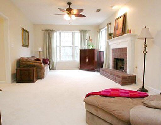 3rd image of 1297 Highfield Dr