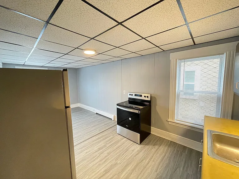 416 Rimmon St #1 — Photo 3