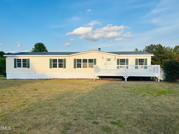 6601 Clearwater Dr, Oxford, NC 27565